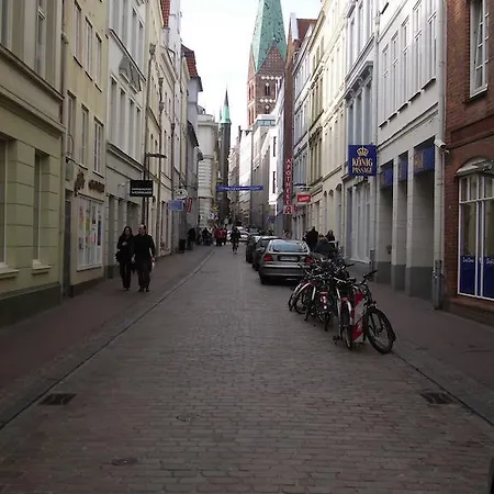 Apartment Atelierwohnung Im Altstadthaus Lubeck