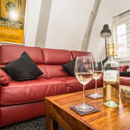 Apartment Atelierwohnung Im Altstadthaus *