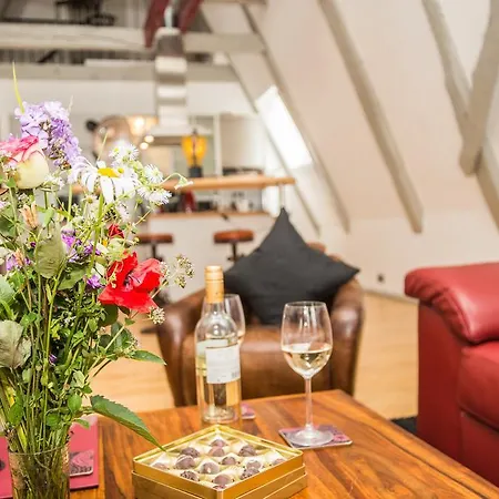 Apartment Atelierwohnung Im Altstadthaus Lubeck