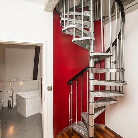 Apartment Atelierwohnung Im Altstadthaus