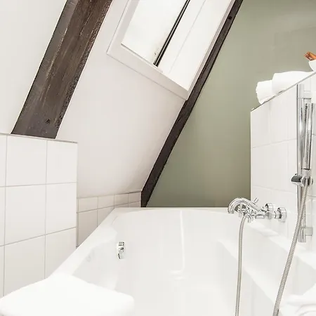 Atelierwohnung Im Altstadthaus Apartment Lubeck
